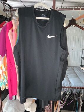 Men’s dry fit running tank